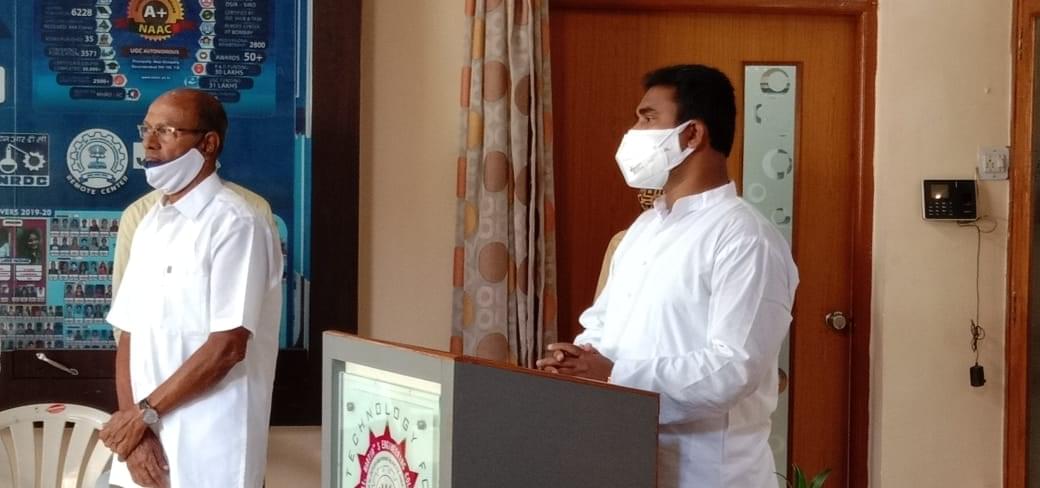 SMEC Hyderabad Teachers Day photo 2